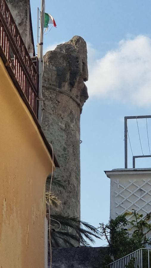 Appartamenti Su Piazza Matteotti Forio Centralissimi Exterior photo